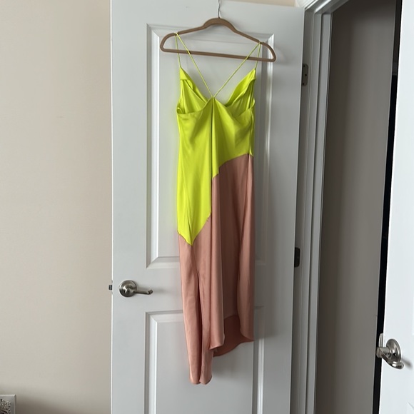 NWOT Cushnie for Target asymmetrical dress. Size 10. Never worn! - Picture 3 of 7